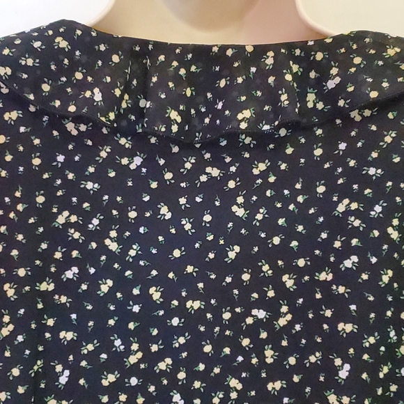 H&M DIVIDED Black & Yellow Multi-Color Floral Puff Sleeve Playsuit, Medium - Picture 10 of 16